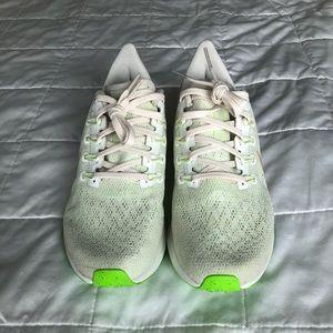 Nike Pegasus 36 Women’s Running Shoe in Green